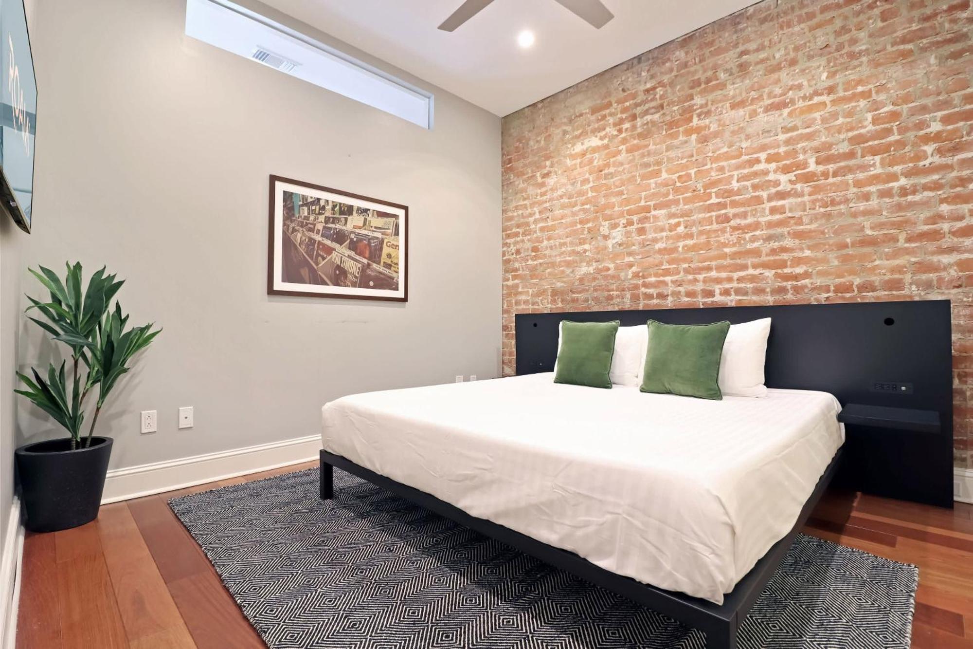 Roami At Factors Row Aparthotel New Orleans Bagian luar foto