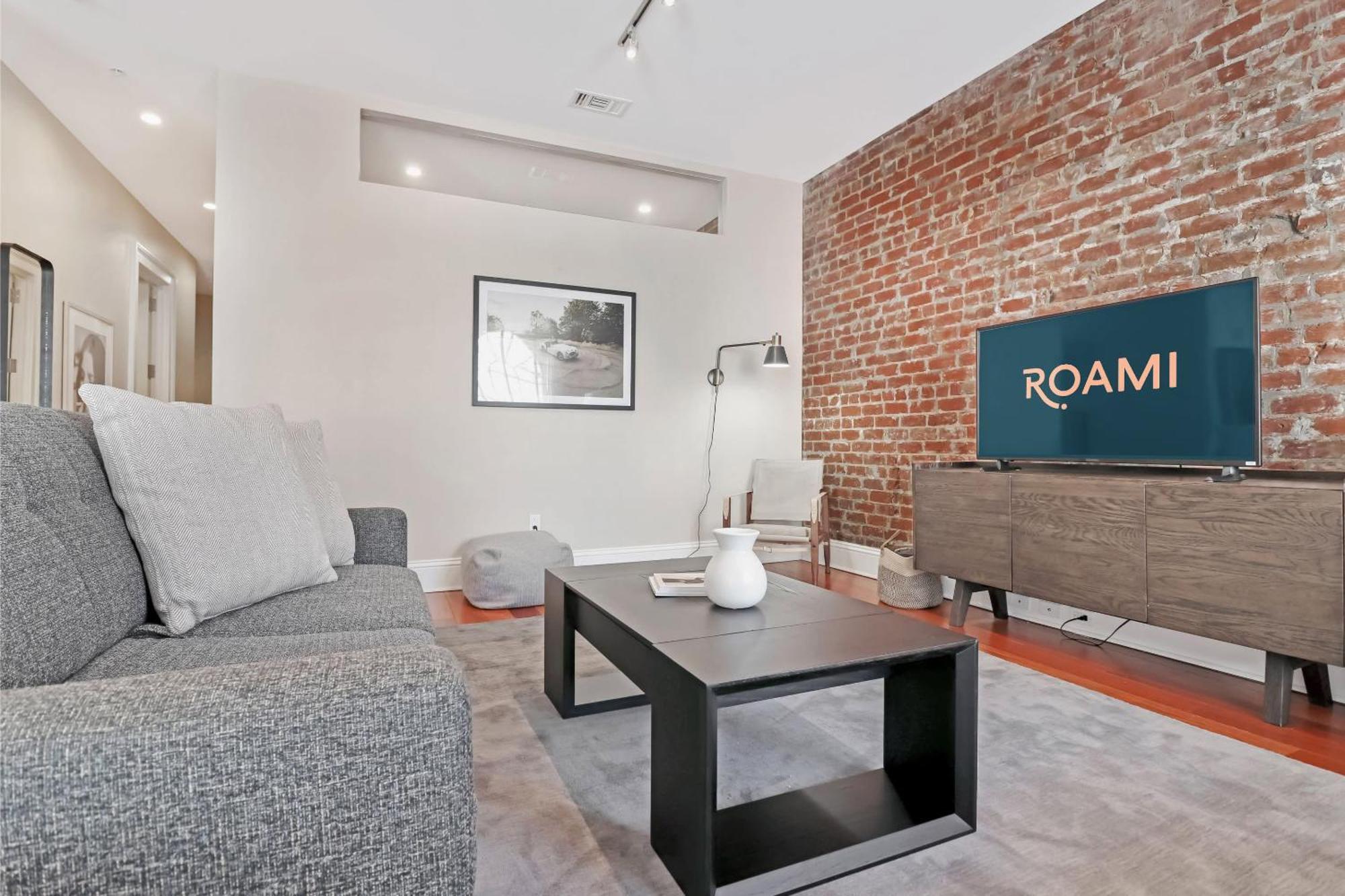 Roami At Factors Row Aparthotel New Orleans Bagian luar foto